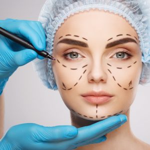 Differences-between-cosmetic-and-plastic-surgery